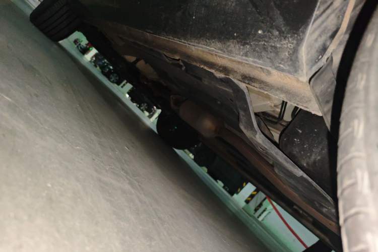 Used CHANGAN OSHAN Z6 2022 Blue Whale 1.5T DCT Smart Edition Chassis Rear Left