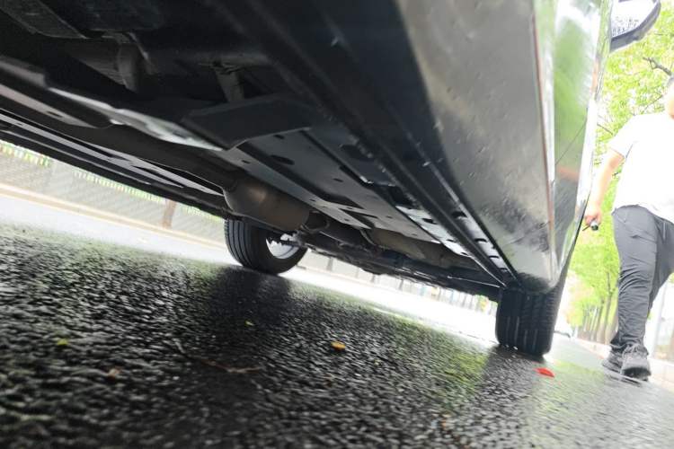 Used CHANGAN OSHAN Z6 2022 Blue Whale 1.5T DCT Smart Edition Chassis Rear Right