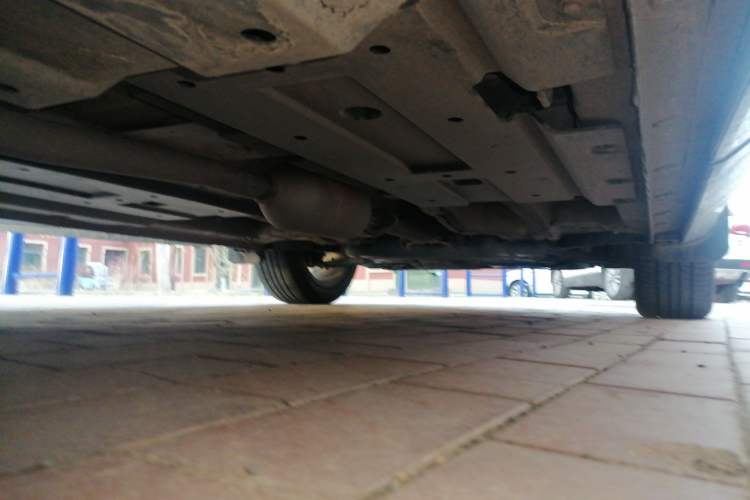 Used CHANGAN OSHAN Z6 2022 Blue Whale 1.5T DCT Luxury Model Chassis Rear Right