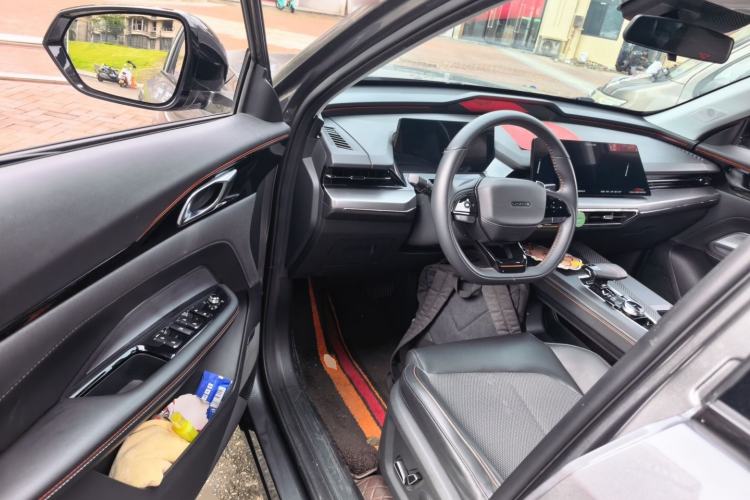 Used CHANGAN OSHAN Z6 2022 Blue Whale 1.5T DCT Luxury Model Driver Seat