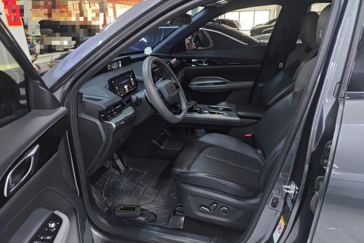 Used CHANGAN OSHAN Z6 2022 Blue Whale 1.5T DCT Smart Edition Urban Version Driver Seat