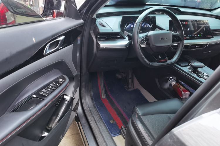 Used CHANGAN OSHAN Z6 2022 Blue Whale 1.5T DCT Smart Edition Urban Version Driver Seat