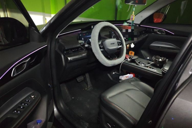 Used CHANGAN OSHAN Z6 2022 Blue Whale 1.5T DCT Smart Edition Urban Version Driver Seat