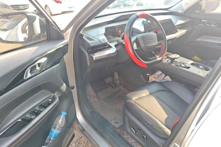 Used CHANGAN OSHAN Z6 2022 Blue Whale 1.5T DCT Smart Edition Driver Seat