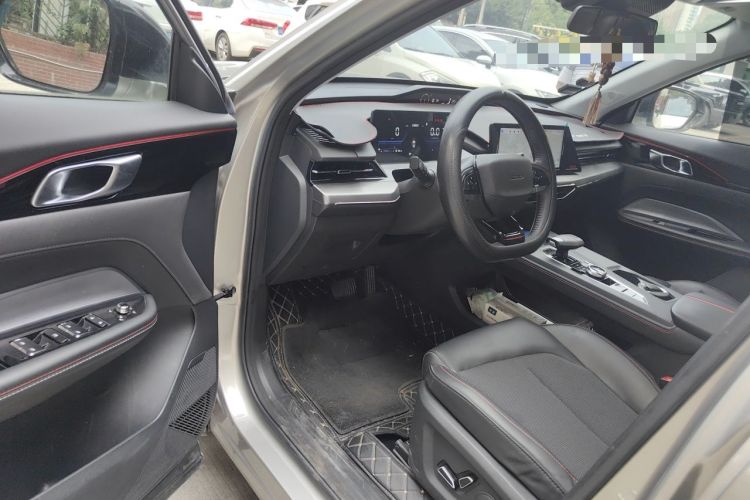 Used CHANGAN OSHAN Z6 2022 Blue Whale 1.5T DCT Luxury Model Driver Seat