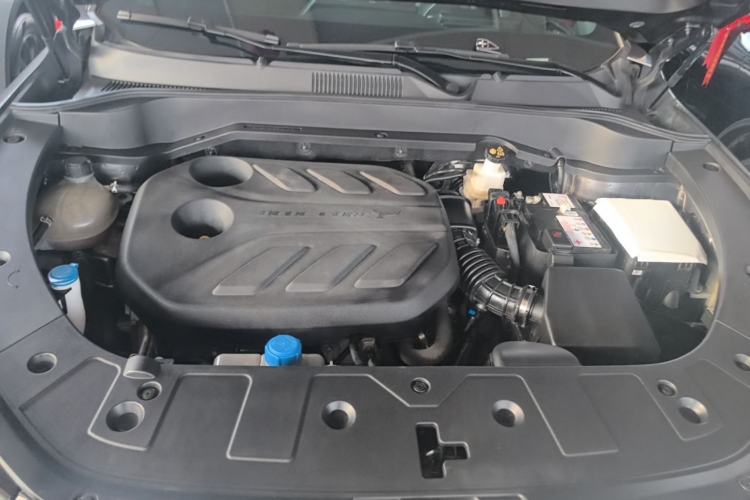 Used CHANGAN OSHAN Z6 2022 Blue Whale 1.5T DCT Smart Edition Engine Bay