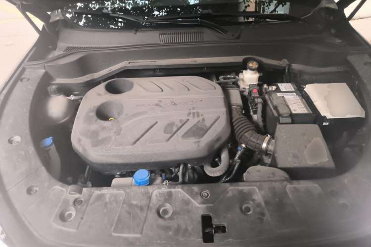 Used CHANGAN OSHAN Z6 2022 Blue Whale 1.5T DCT Smart Edition Engine Bay