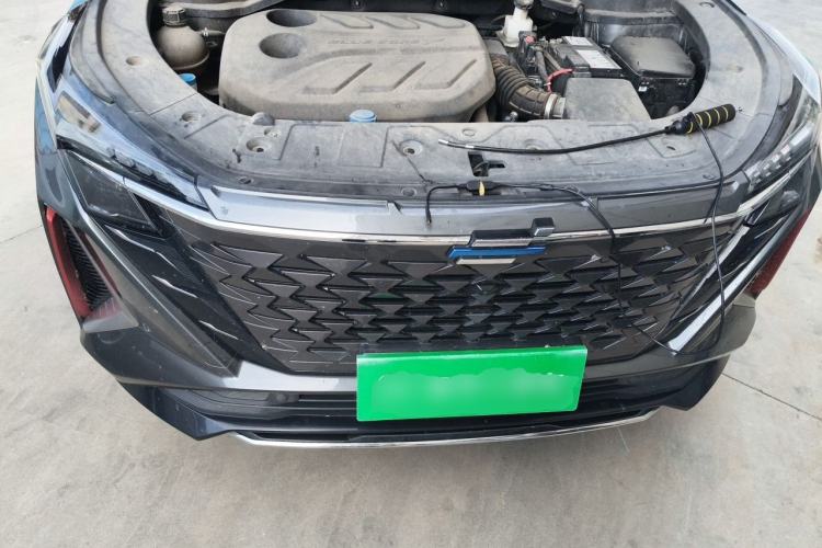 Used CHANGAN OSHAN Z6 2022 Blue Whale 1.5T DCT Smart Edition Urban Version Engine Bay