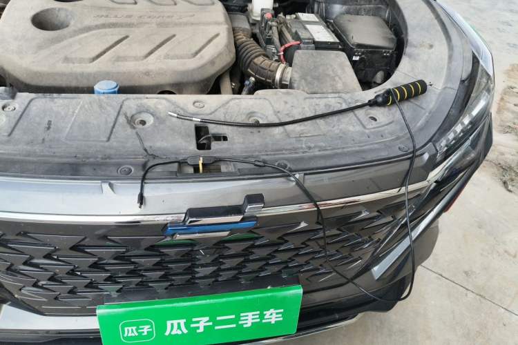 Used CHANGAN OSHAN Z6 2022 Blue Whale 1.5T DCT Smart Edition Urban Version Engine Bay Left
