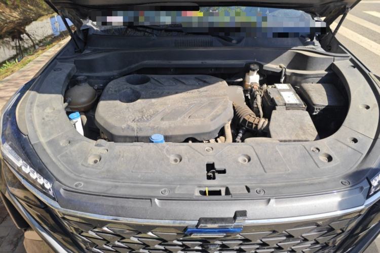 Used CHANGAN OSHAN Z6 2022 Blue Whale 1.5T DCT Smart Edition Engine Bay