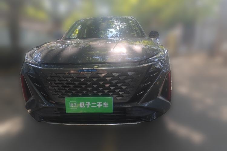 Used CHANGAN OSHAN Z6 2022 Blue Whale 1.5T DCT Smart Edition Urban Version Front