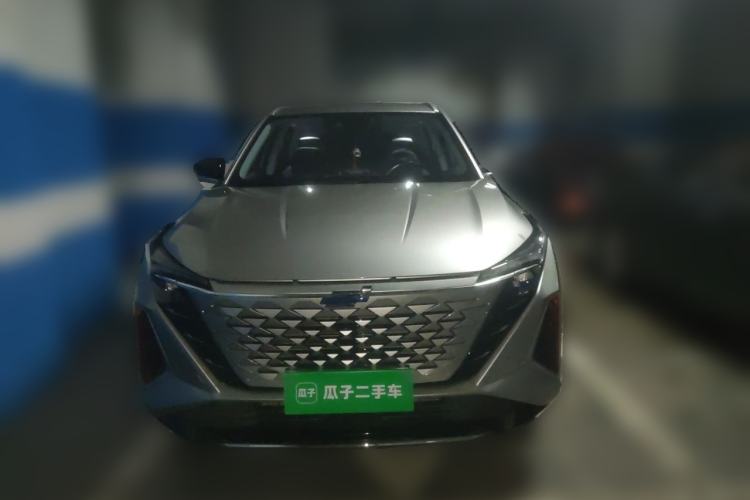 Used CHANGAN OSHAN Z6 2022 Blue Whale 1.5T DCT Smart Navigation Model Front
