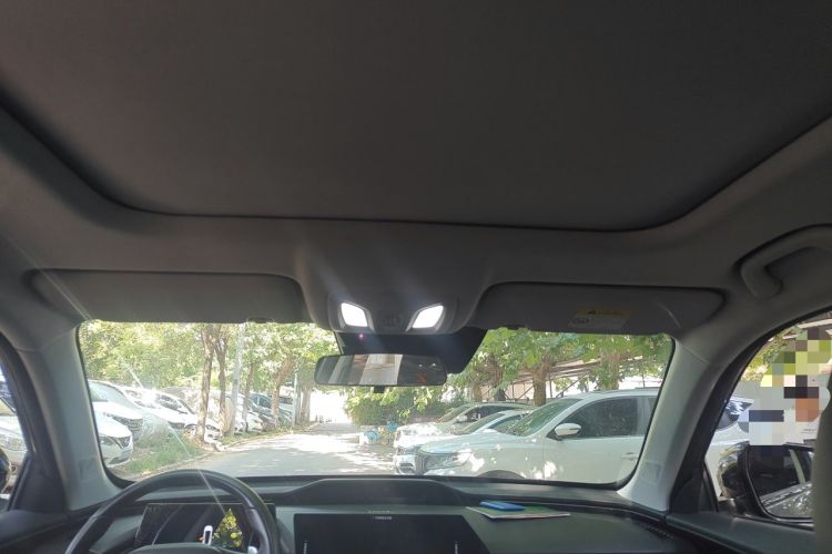 Used CHANGAN OSHAN Z6 2022 Blue Whale 1.5T DCT Smart Edition Urban Version Headliner