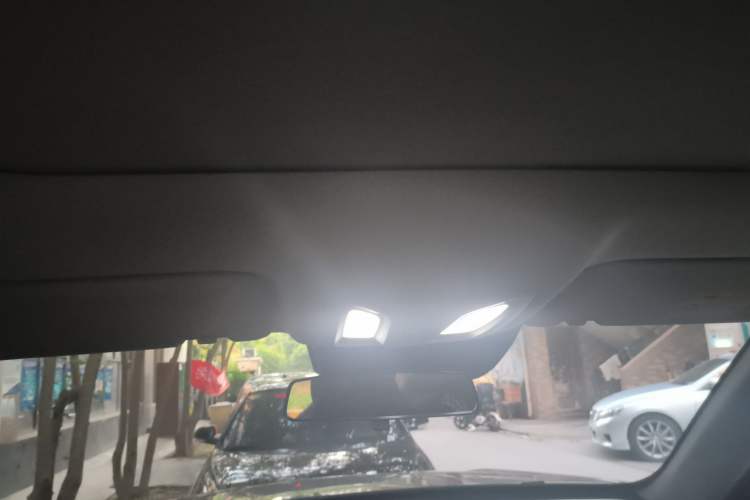 Used CHANGAN OSHAN Z6 2022 Blue Whale 1.5T DCT Smart Edition Headliner