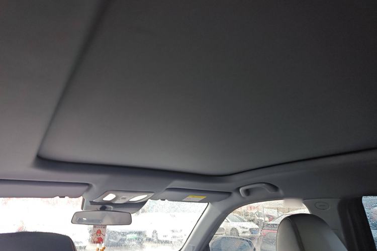 Used CHANGAN OSHAN Z6 2022 Blue Whale 1.5T DCT Smart Edition Urban Version Headliner