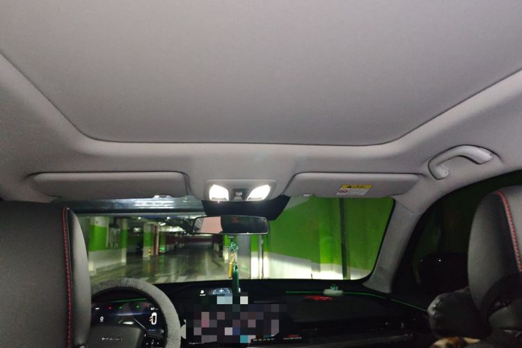 Used CHANGAN OSHAN Z6 2022 Blue Whale 1.5T DCT Smart Edition Urban Version Headliner