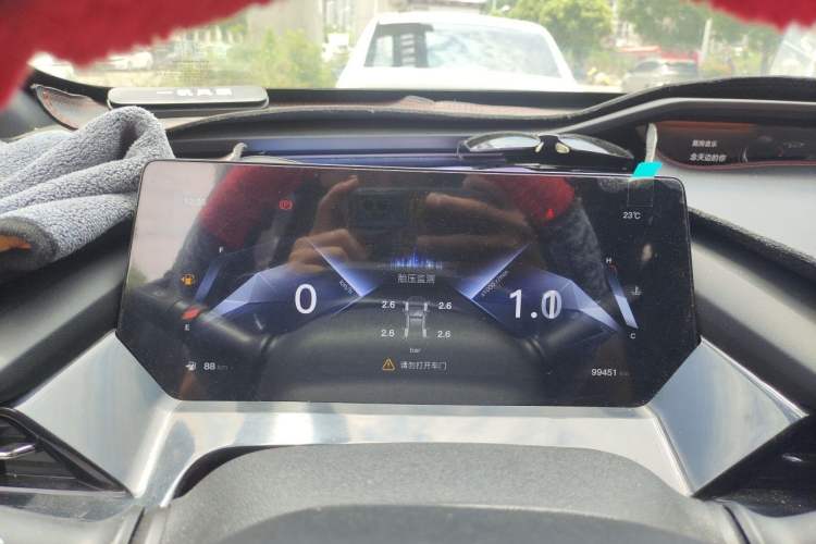 Used CHANGAN OSHAN Z6 2022 Blue Whale 1.5T DCT Smart Edition Urban Version Instrument Cluster