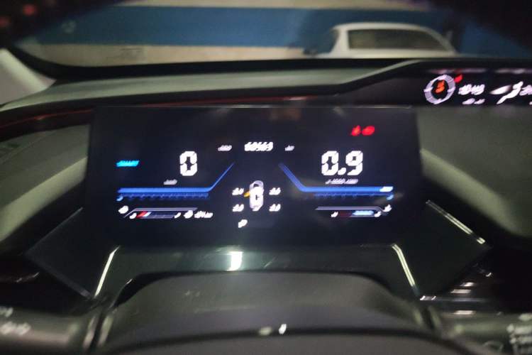 Used CHANGAN OSHAN Z6 2022 Blue Whale 1.5T DCT Luxury Model Instrument Cluster