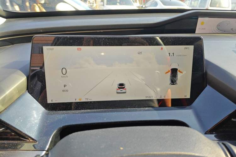 Used CHANGAN OSHAN Z6 2022 Blue Whale 1.5T DCT Smart Edition Instrument Cluster