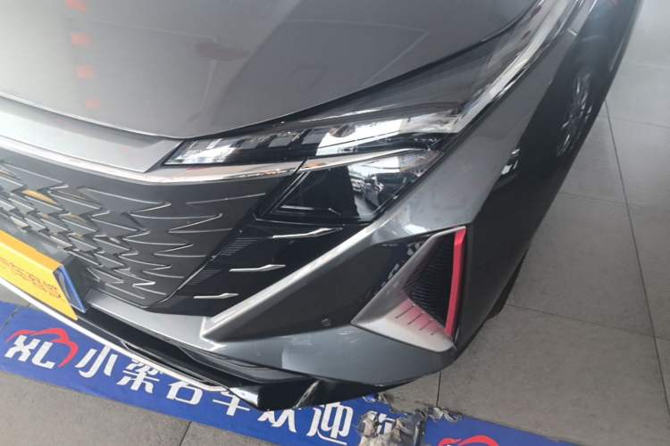Used CHANGAN OSHAN Z6 2022 Blue Whale 1.5T DCT Smart Edition Left Front Headlight