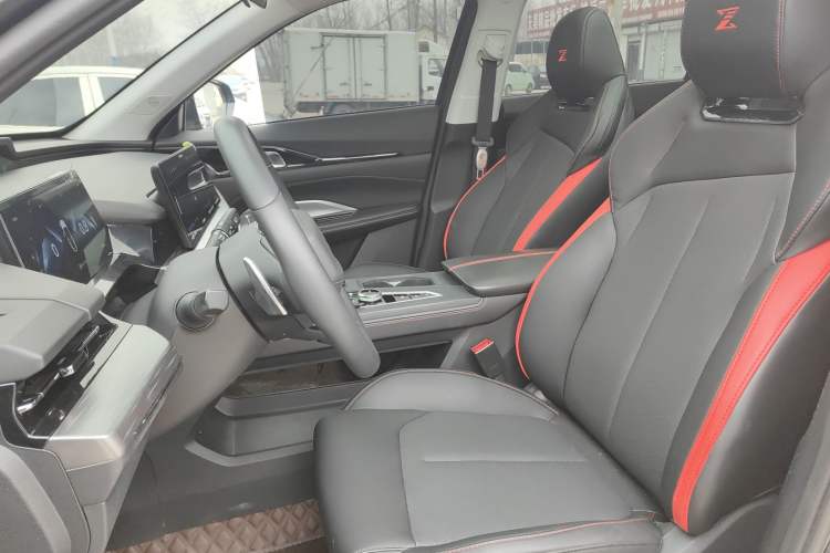 Used CHANGAN OSHAN Z6 2022 Blue Whale 1.5T DCT Smart Edition Urban Version Left Front Seat