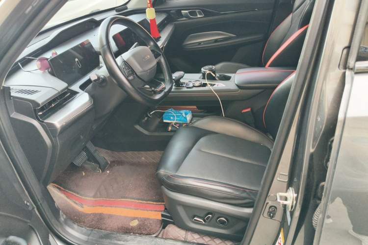 Used CHANGAN OSHAN Z6 2022 Blue Whale 1.5T DCT Smart Edition Urban Version Left Front Seat