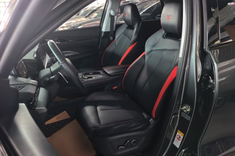 Used CHANGAN OSHAN Z6 2022 Blue Whale 1.5T DCT Smart Navigation Model Left Front Seat