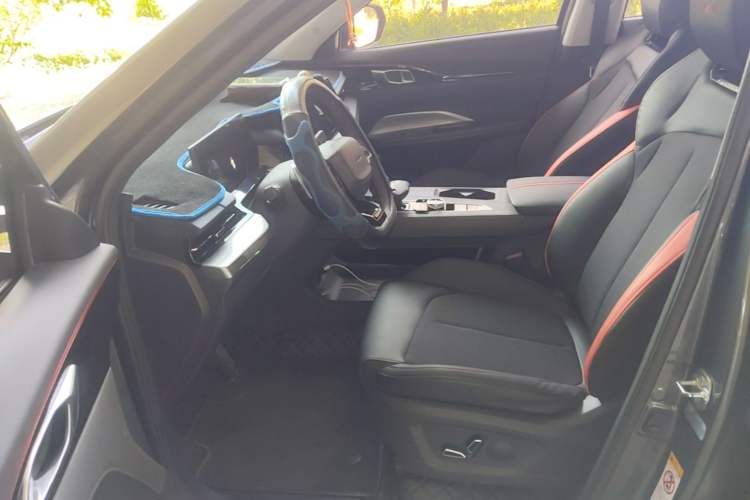 Used CHANGAN OSHAN Z6 2022 Blue Whale 1.5T DCT Luxury Model Left Front Seat