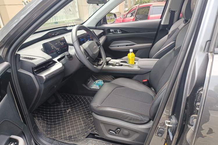 Used CHANGAN OSHAN Z6 2022 Blue Whale 1.5T DCT Luxury Model Left Front Seat