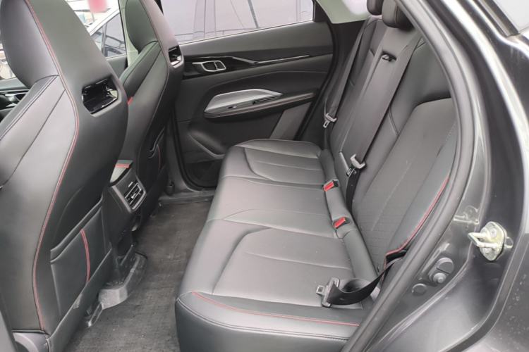 Used CHANGAN OSHAN Z6 2022 Blue Whale 1.5T DCT Smart Navigation Model Left Rear Seat