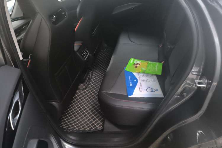 Used CHANGAN OSHAN Z6 2022 Blue Whale 1.5T DCT Smart Edition Left Rear Seat