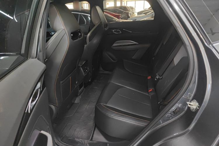 Used CHANGAN OSHAN Z6 2022 Blue Whale 1.5T DCT Smart Edition Urban Version Left Rear Seat