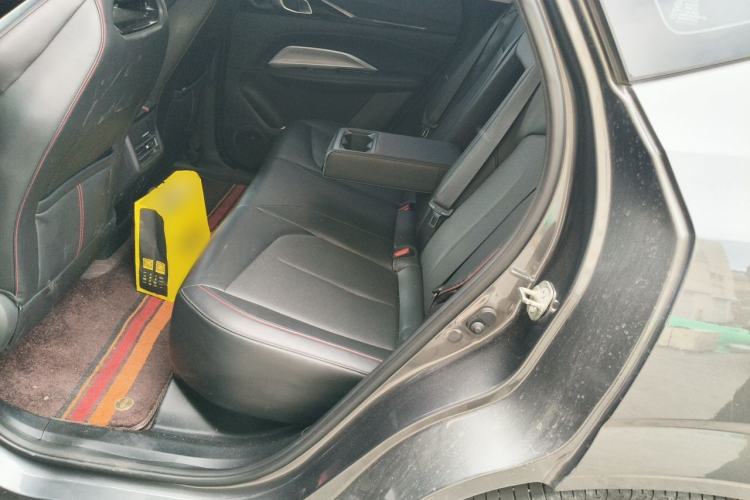 Used CHANGAN OSHAN Z6 2022 Blue Whale 1.5T DCT Smart Edition Urban Version Left Rear Seat