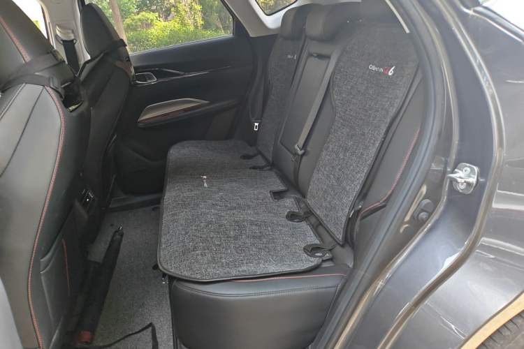 Used CHANGAN OSHAN Z6 2022 Blue Whale 1.5T DCT Smart Edition Urban Version Left Rear Seat