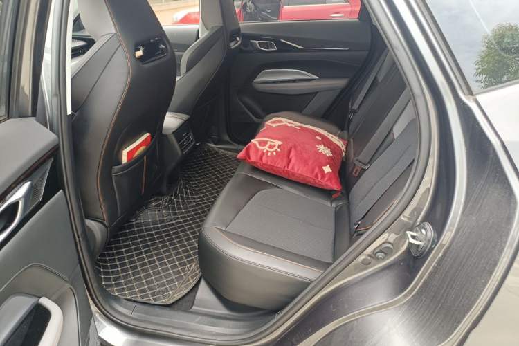Used CHANGAN OSHAN Z6 2022 Blue Whale 1.5T DCT Luxury Model Left Rear Seat
