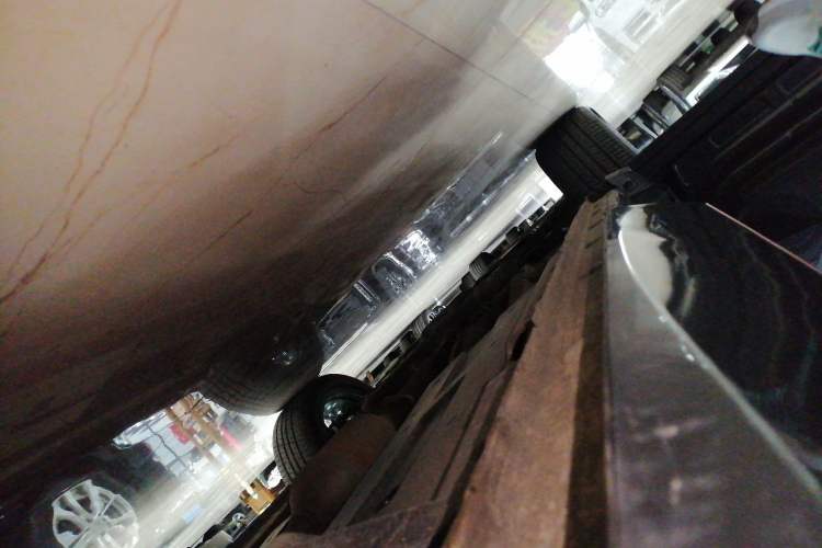 Used CHANGAN OSHAN Z6 2022 Blue Whale 1.5T DCT Smart Edition Urban Version Left Side Sill