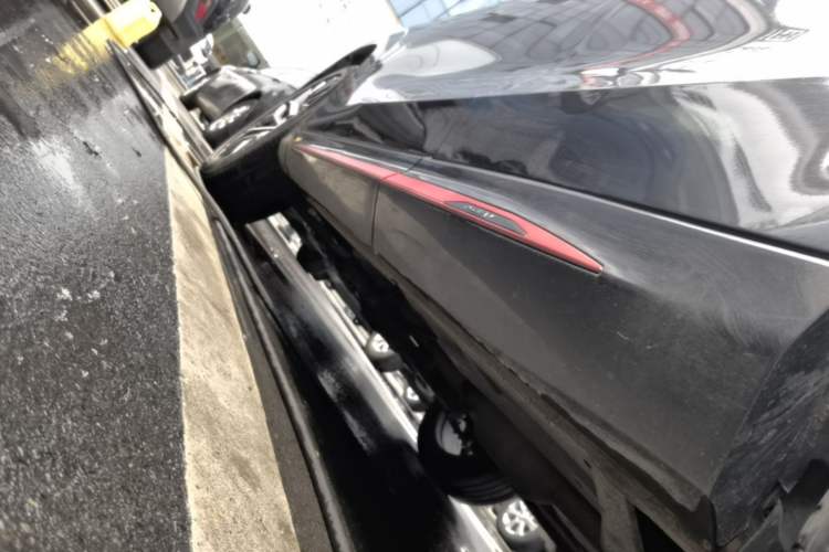 Used CHANGAN OSHAN Z6 2022 Blue Whale 1.5T DCT Luxury Model Left Side Sill
