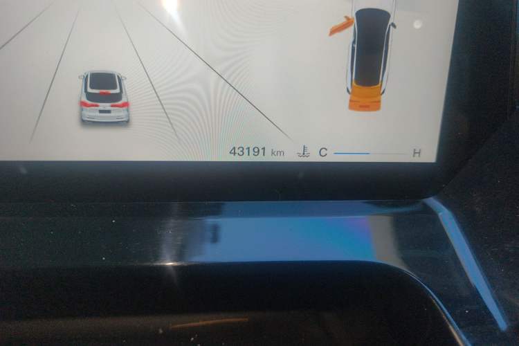 Used CHANGAN OSHAN Z6 2022 Blue Whale 1.5T DCT Smart Edition Odometer Close Up