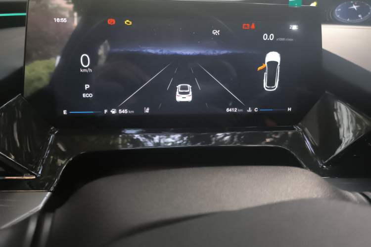Used CHANGAN OSHAN Z6 2022 Blue Whale 1.5T DCT Smart Edition Odometer Close Up