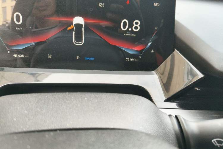 Used CHANGAN OSHAN Z6 2022 Blue Whale 1.5T DCT Smart Edition Urban Version Odometer Close Up