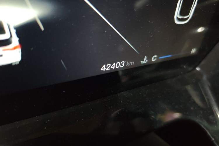 Used CHANGAN OSHAN Z6 2022 Blue Whale 1.5T DCT Smart Edition Urban Version Odometer Close Up
