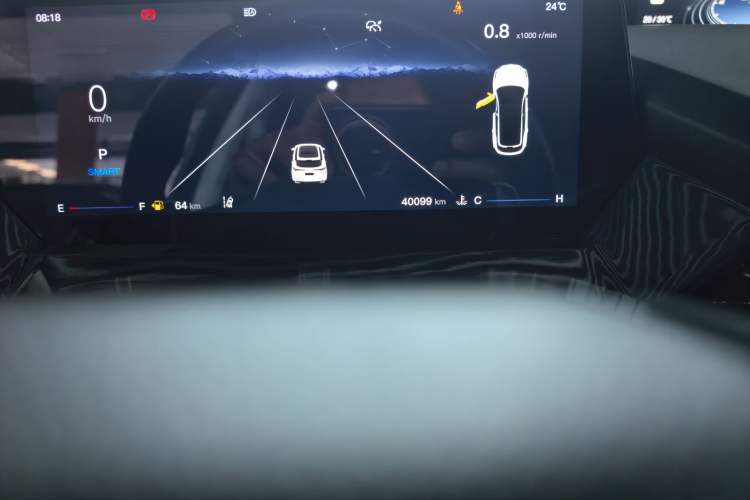Used CHANGAN OSHAN Z6 2022 Blue Whale 1.5T DCT Smart Navigation Model Odometer Close Up