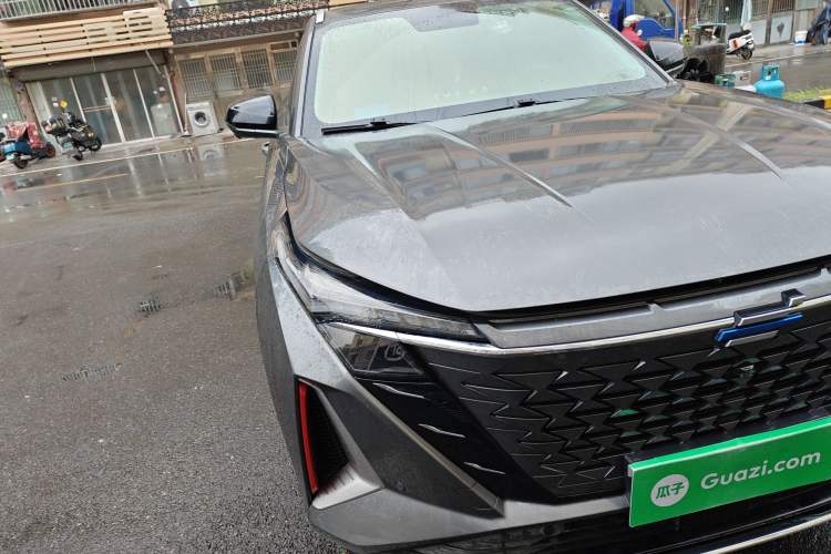 Used CHANGAN OSHAN Z6 2022 Blue Whale 1.5T DCT Luxury Model Right Front Headlight