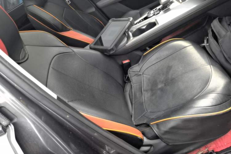 Used CHANGAN OSHAN Z6 2022 Blue Whale 1.5T DCT Luxury Model Right Front Seat