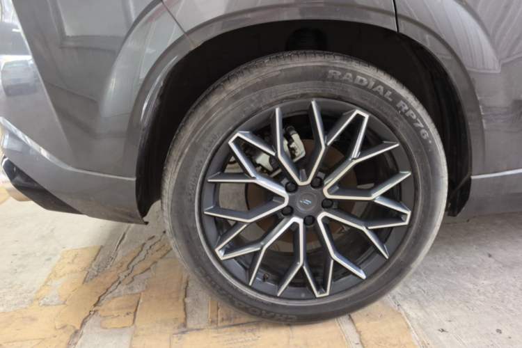 Used CHANGAN OSHAN Z6 2022 Blue Whale 1.5T DCT Smart Edition Urban Version Right Rear Wheel Hub