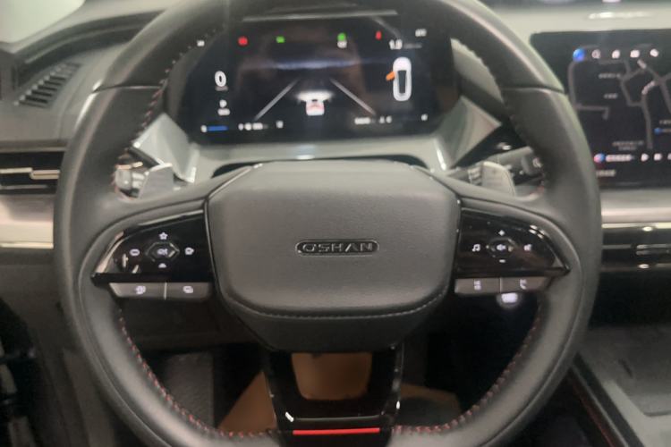 Used CHANGAN OSHAN Z6 2022 Blue Whale 1.5T DCT Smart Edition Steering Wheel