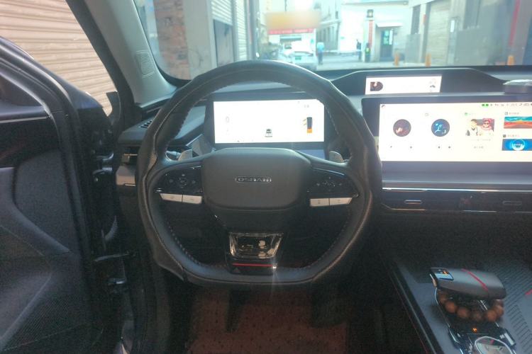 Used CHANGAN OSHAN Z6 2022 Blue Whale 1.5T DCT Smart Edition Steering Wheel
