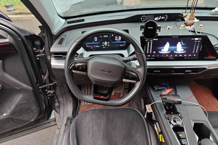 Used CHANGAN OSHAN Z6 2022 Blue Whale 1.5T DCT Luxury Model Steering Wheel