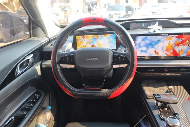 Used CHANGAN OSHAN Z6 2022 Blue Whale 1.5T DCT Smart Edition Steering Wheel