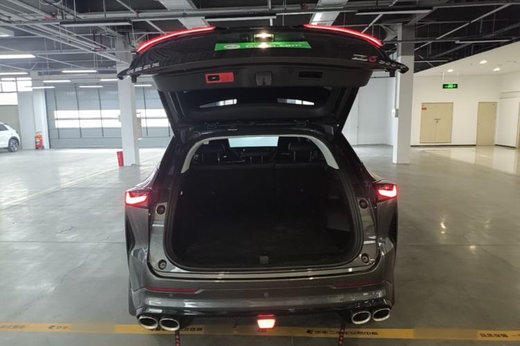 Used CHANGAN OSHAN Z6 2022 Blue Whale 1.5T DCT Smart Edition Urban Version Trunk